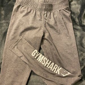Gymshark core leggings - size small